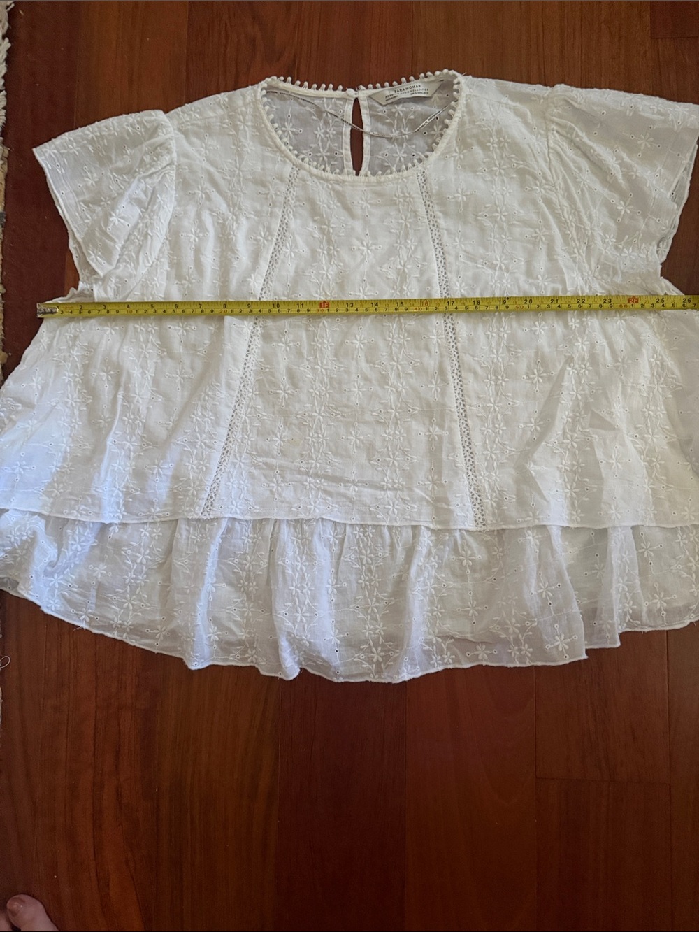Zara White Eyelet Ruffle-Sleeve Blouse - Picture 4 of 4